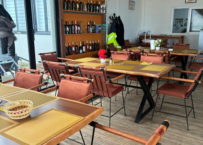 Mango Beach&hotel Hotel *